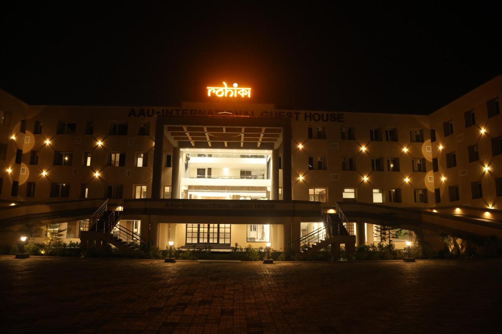 Rohika Aau-Igh Hotel Gauháti Kültér fotó