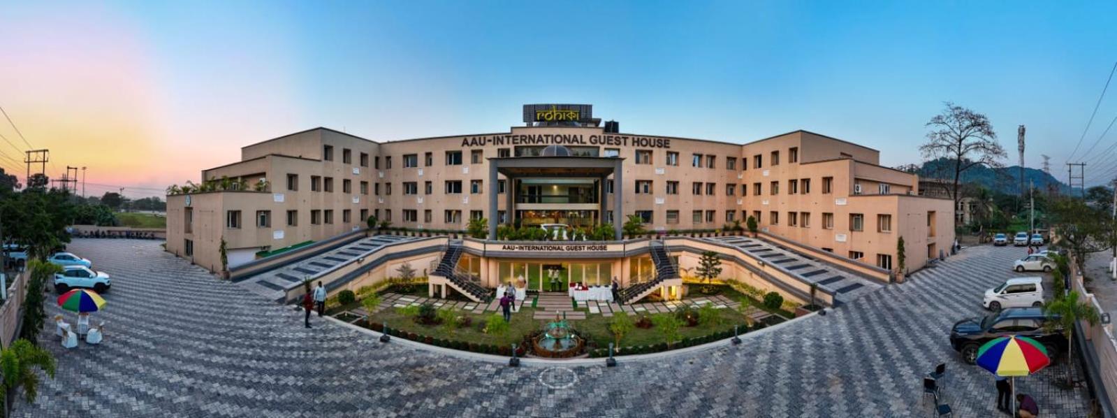 Rohika Aau-Igh Hotel Gauháti Kültér fotó
